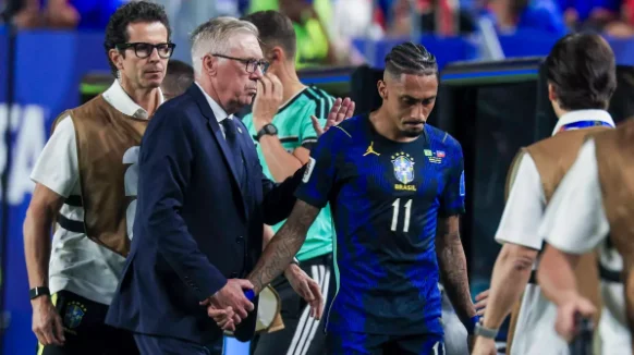 Oficial-Lesión-de-Raphinha-parte-médico-qué-tiene-y-cuántos-partidos-se-perderá-con-Brasil-06-20-2026_07_04_PM