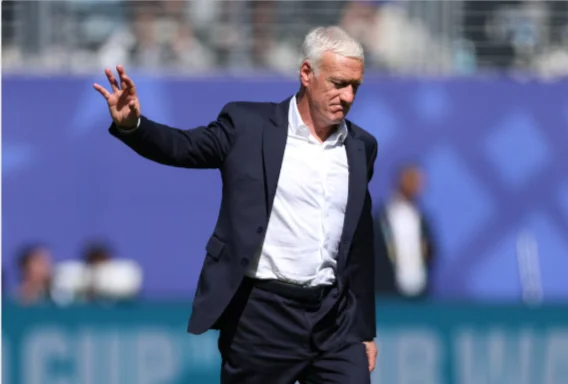 Didier-Deschamps-abandonó-la-concentración-para-volver-a-Francia-y-se-perderá-el-partido-contra-Noruega-Infobae-06-23-2026_08_26_PM