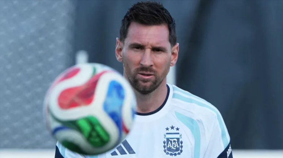 La-Selección-argentina-en-vivo-última-práctica-antes-del-debut-conferencia-de-Lionel-Scaloni-y-más-noticias-TN-06-16-2026_01_49_AM