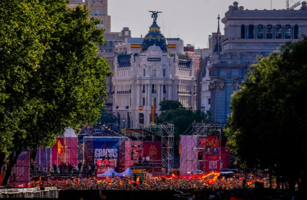 La-celebración-de-los-campeones-del-mundo-en-Madrid-Infobae-07-20-2026_05_25_PM (1)