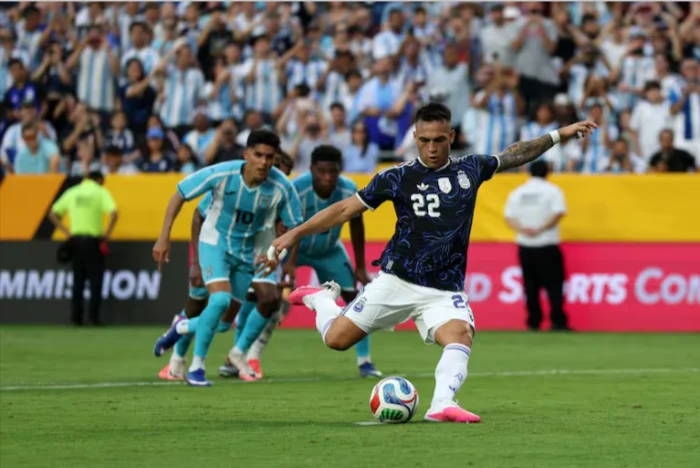 Argentina-le-ganó-2-0-a-Honduras-cómodamente-y-Lionel-Scaloni-hizo-debutar-a-cuatro-jugadores-LA-NACION-06-07-2026_12_41_AM